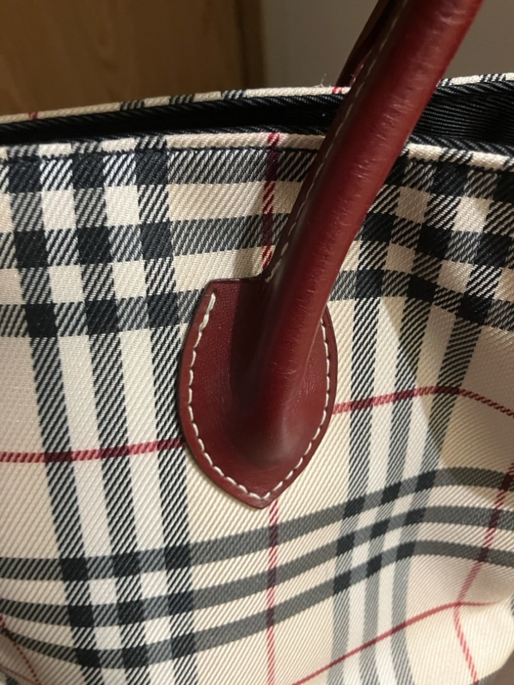 Burberry Blue Label (2015) Exclusive - Picture 3 of 6